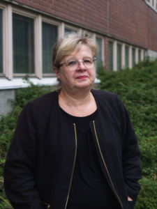 FinFami Uusimaan vapaaehtoinen Päivi Söderholm_kuva Vilho Malmi