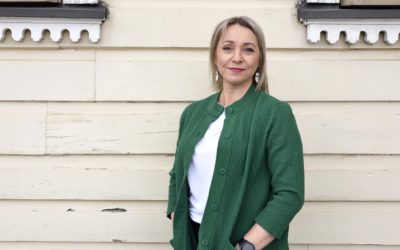 Kirjailija löysi vertaistukea ja toivonpilkahduksia