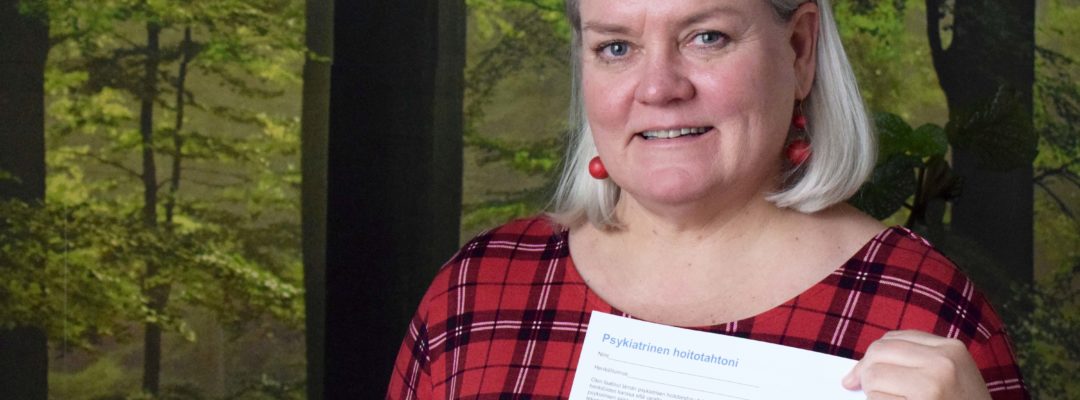 Pirkanmaan FinFamin kehittämispäällikkö Teija Eskola on kohdannut työurallaan asiakkaidensa kanssa ongelmia, jotka olisi voitu välttää psykiatrisen hoitotahdon avulla.